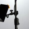 2xnhtFgw a black and yellow lamp