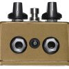 Hoof-5 a wooden box with speakers