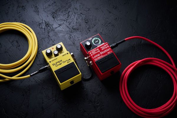 Boss 10' Angled Instrument Cable