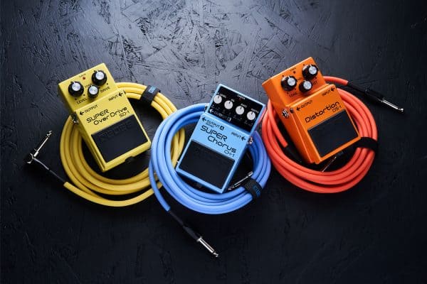 Boss 10' Angled Instrument Cable