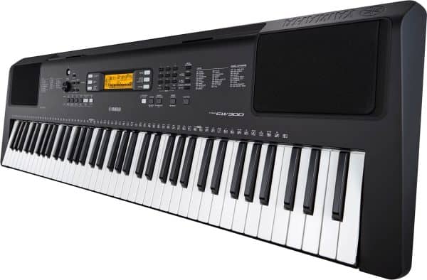 Yamaha PSR-EW320 76 Key Keyboard